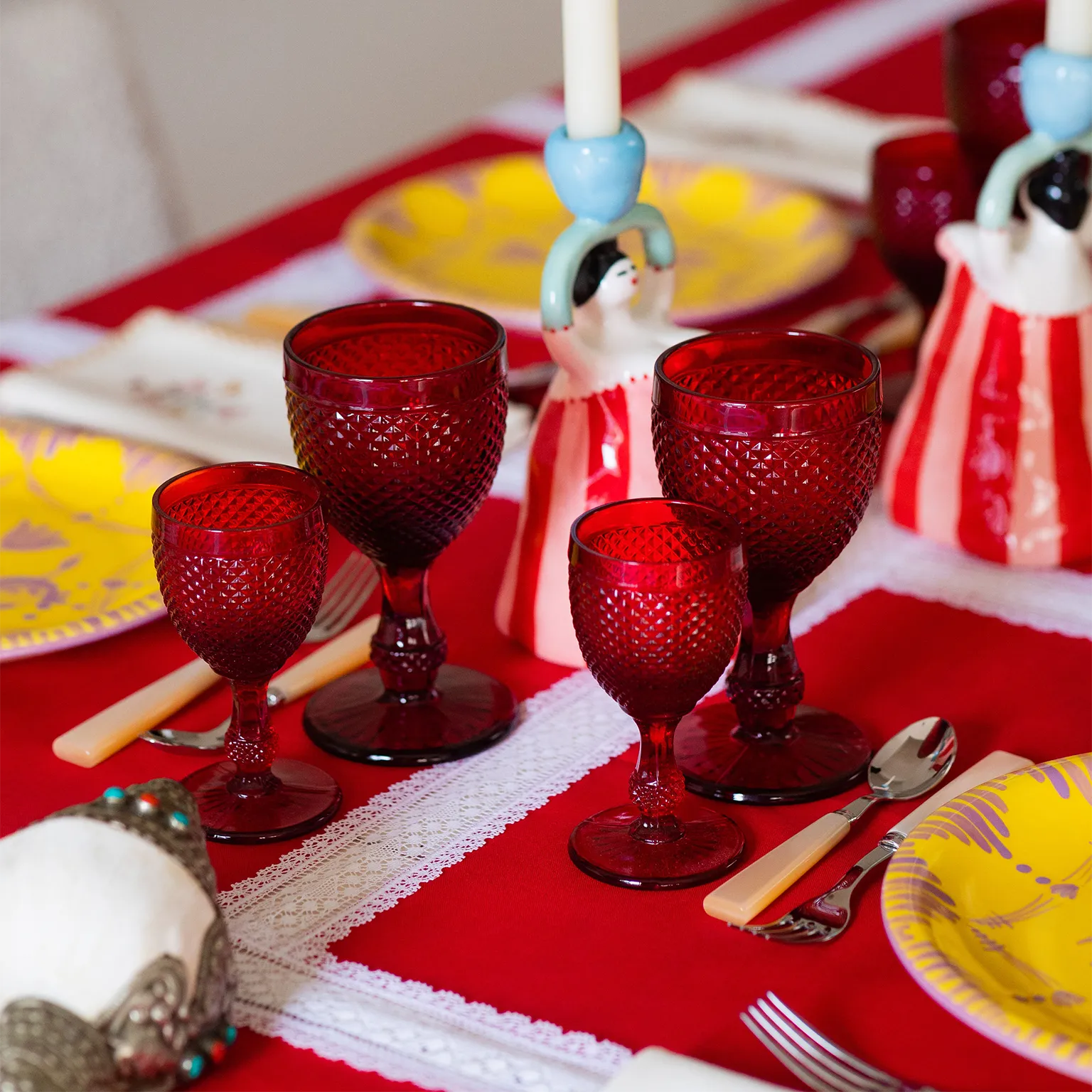 Stemmed White Wine Glass, Red