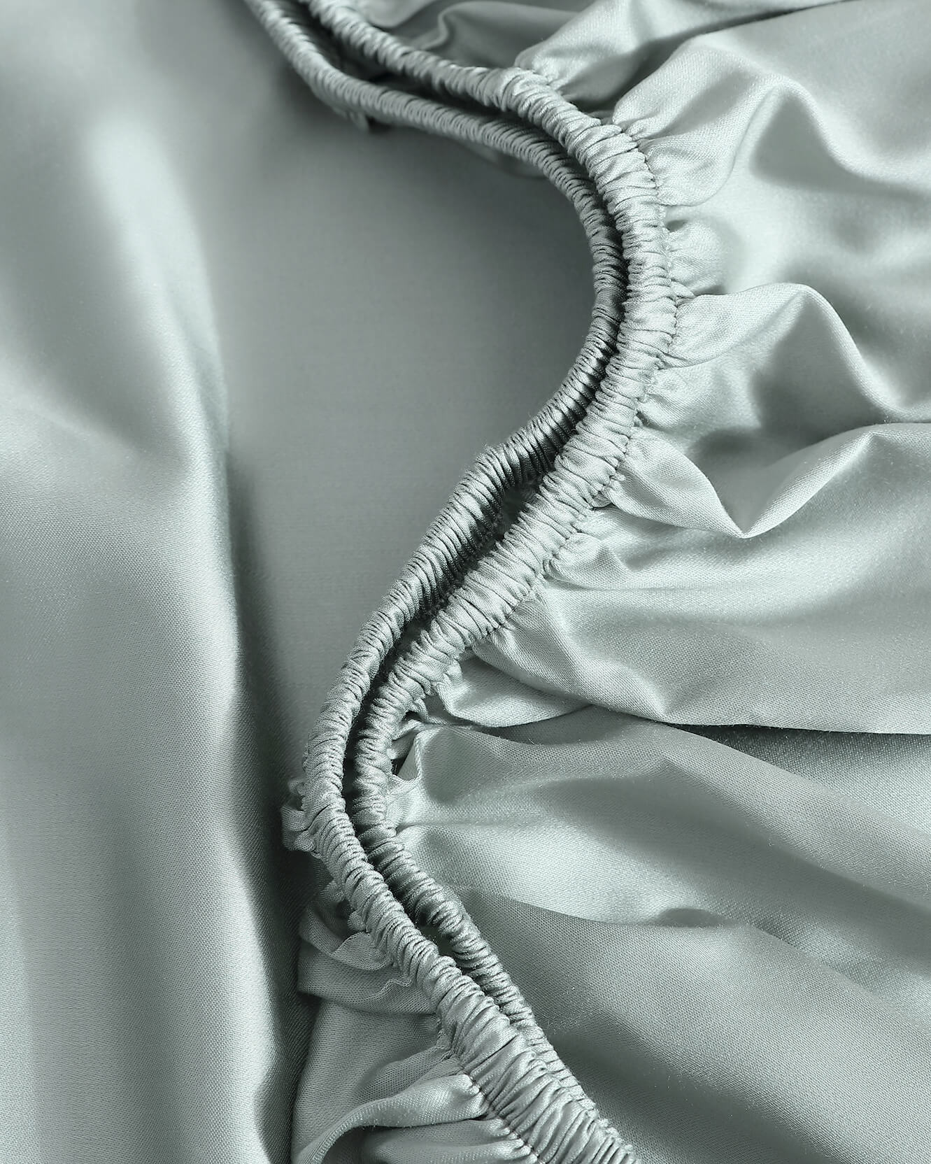 Silky Lyocell Fitted Sheet Set