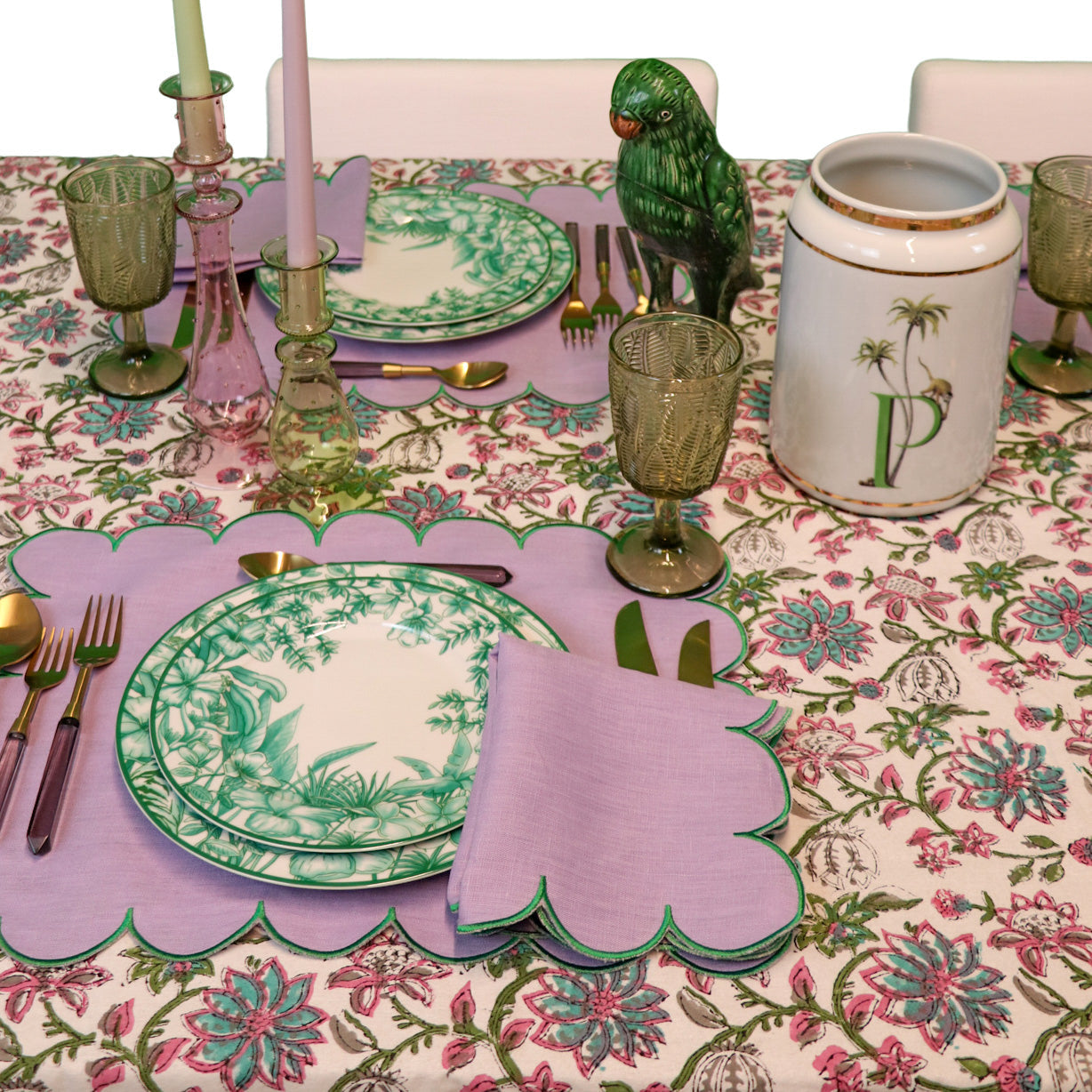 Verde Voyager Hand-Painted Ceramic Parrot in Green