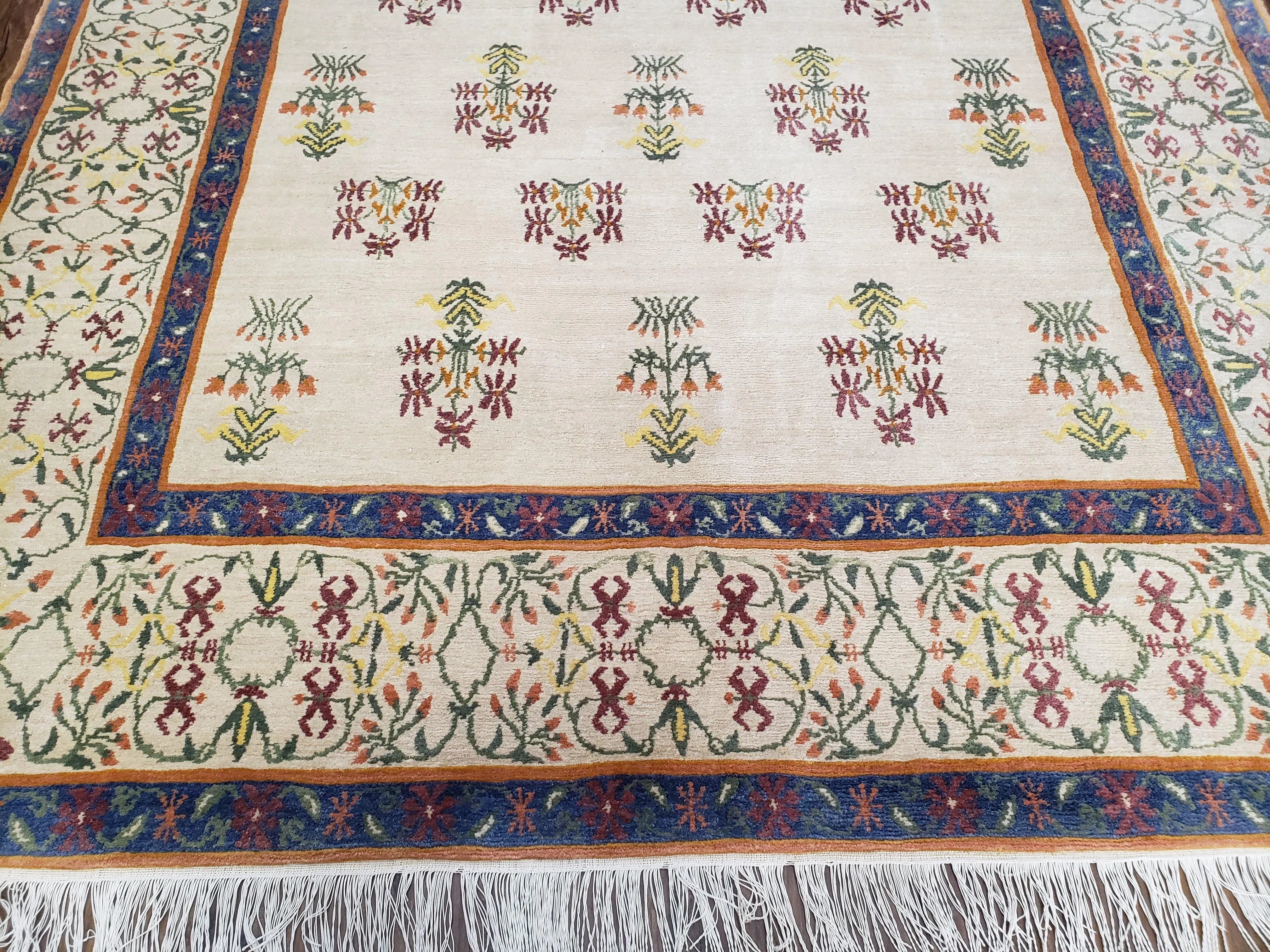 Tufenkian Rug 5.9 x 8.6, Tibetan Nepalese Rug, Hand Knotted, Soft Shiny Wool, Repeated Motifs, Contemporary Modern, Area Rug 6x9, Vintage