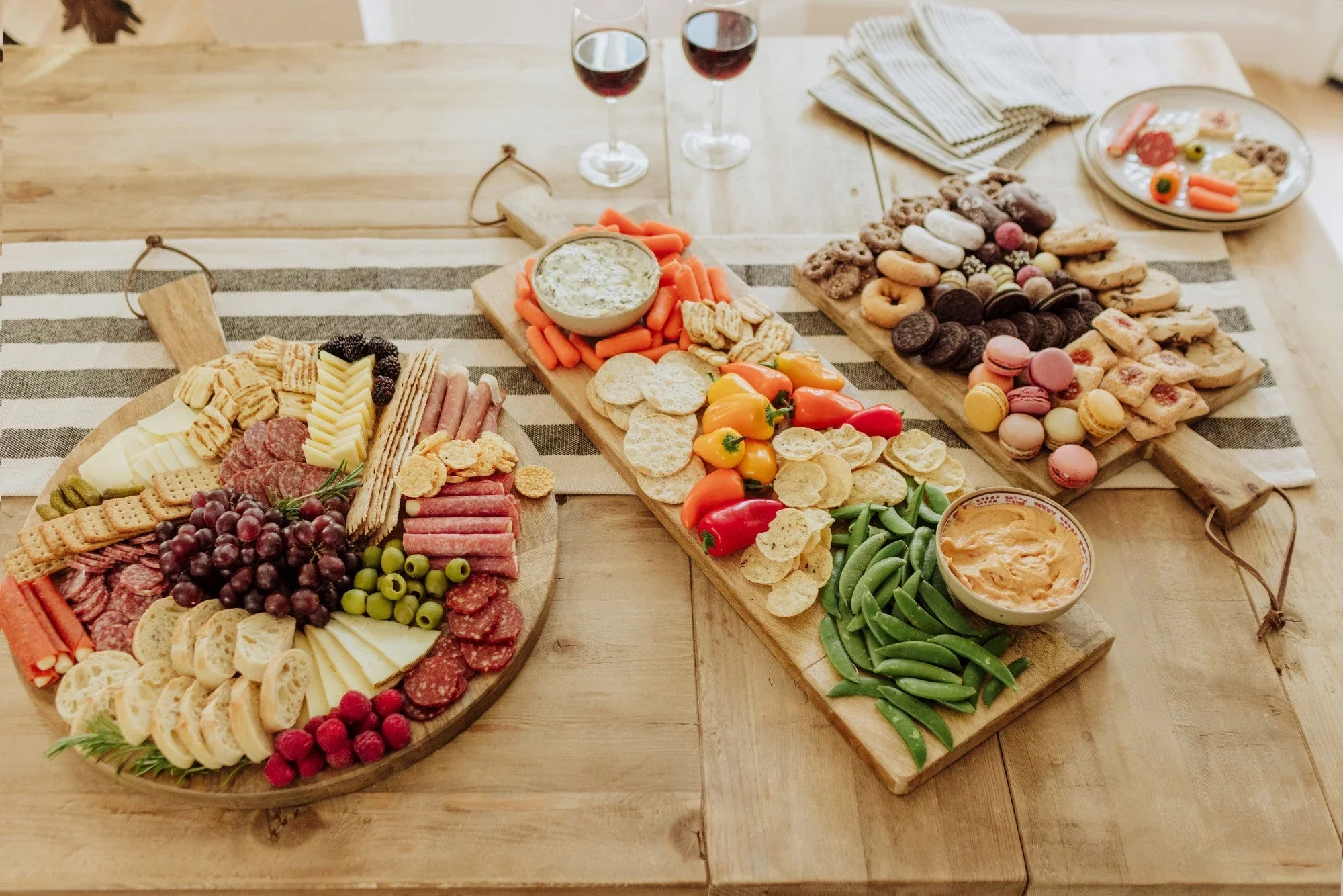 Ravi Rectangular Long Charcuterie Board - The Mayfair Hall