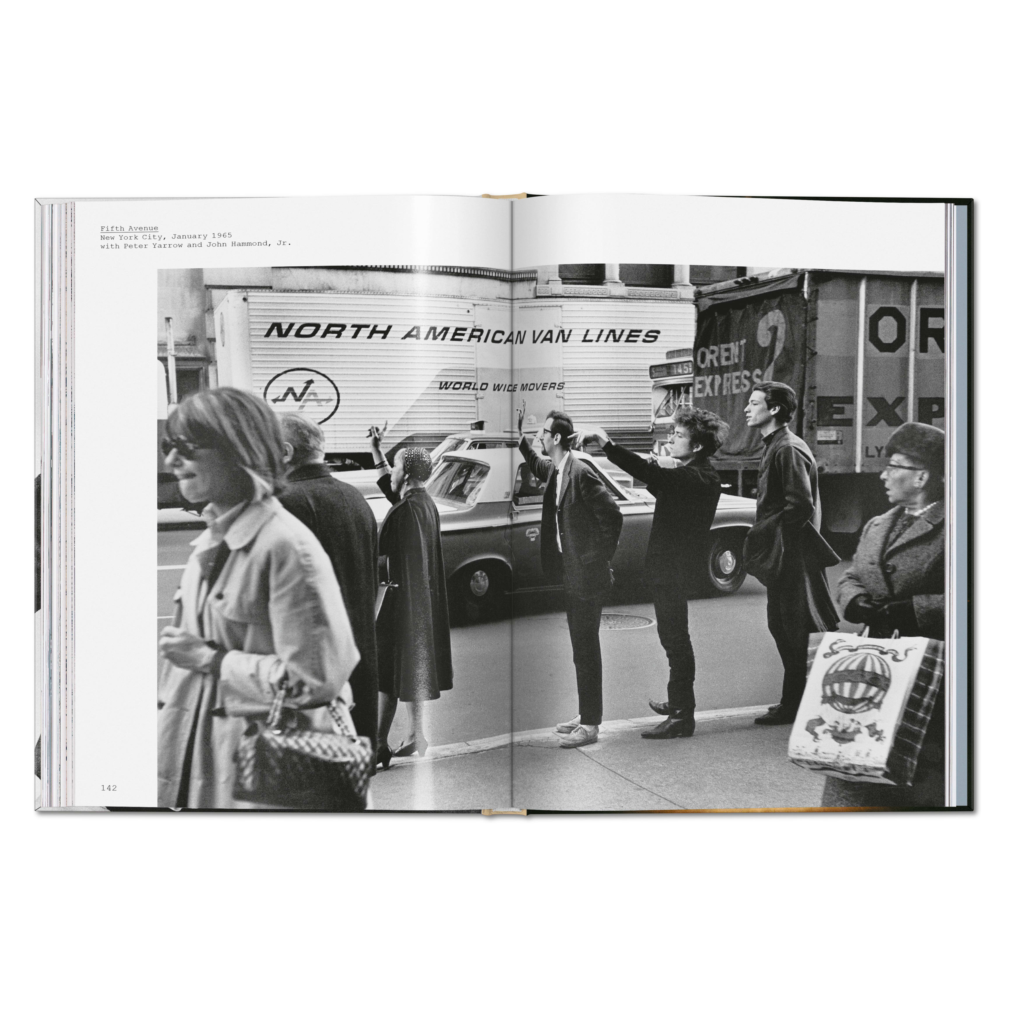 Daniel Kramer. Bob Dylan. A Year and a Day (English)