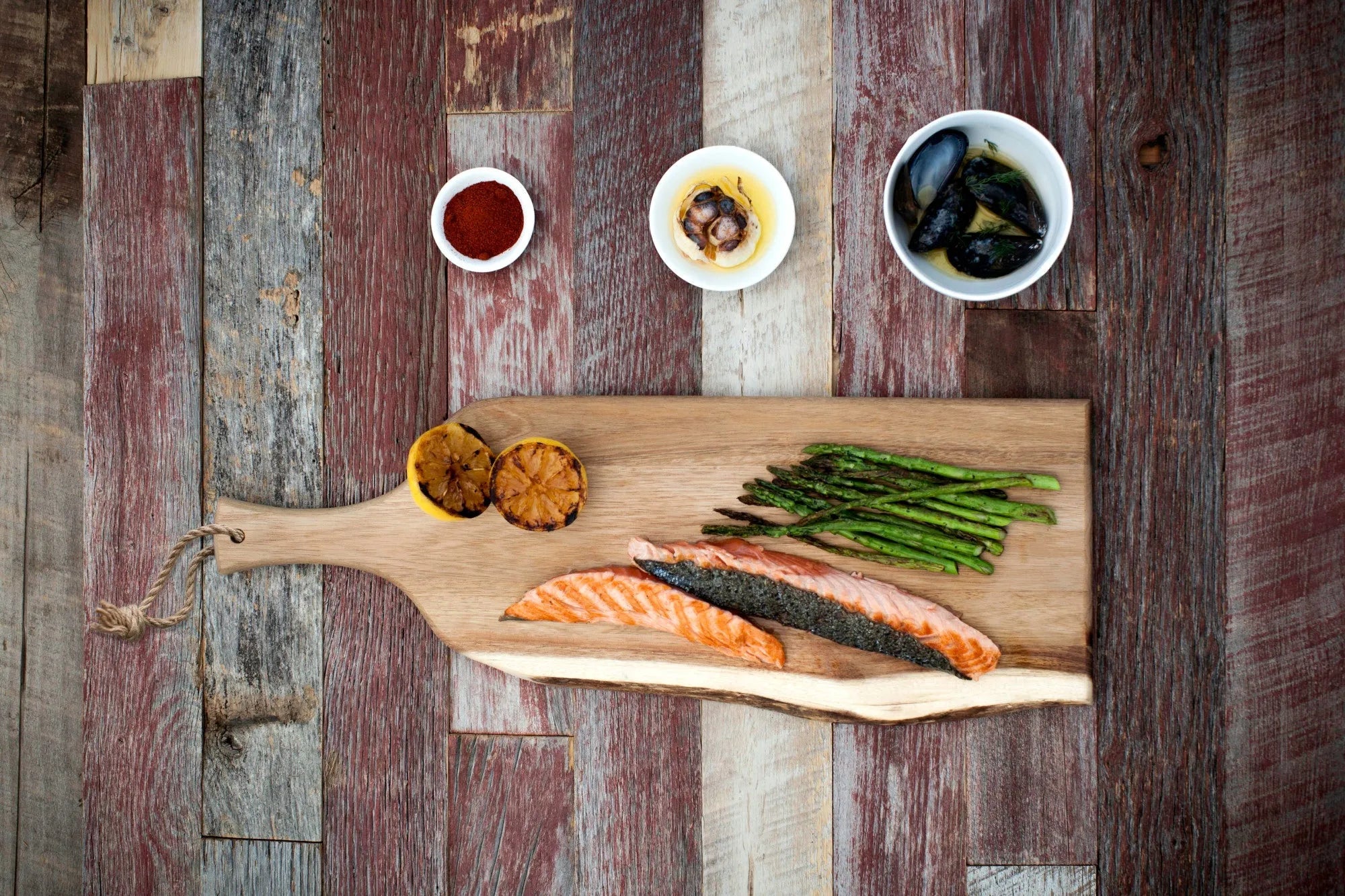 Artisan 24" Acacia Charcuterie Board - The Mayfair Hall
