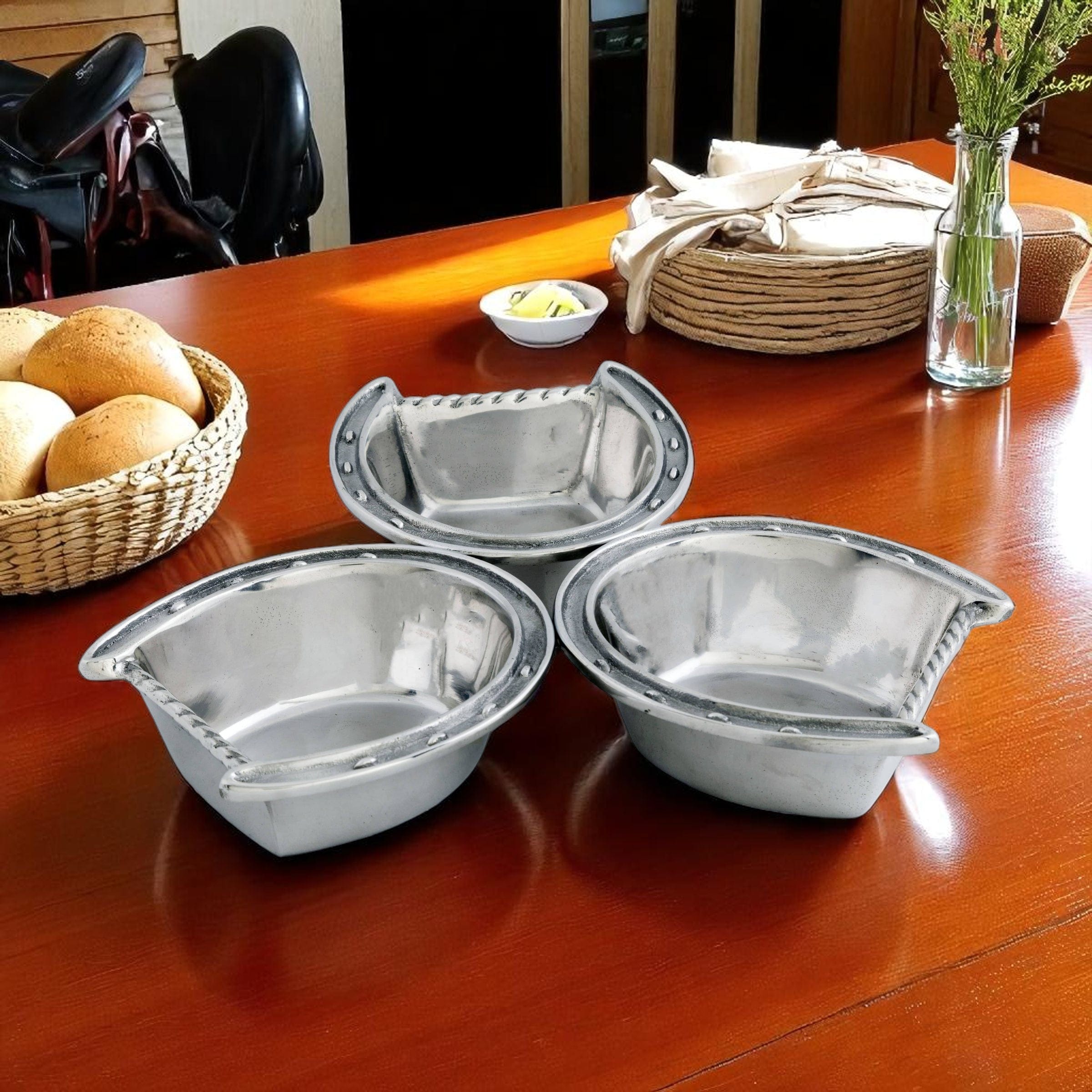 Horseshoe 3-Bowl Bowl