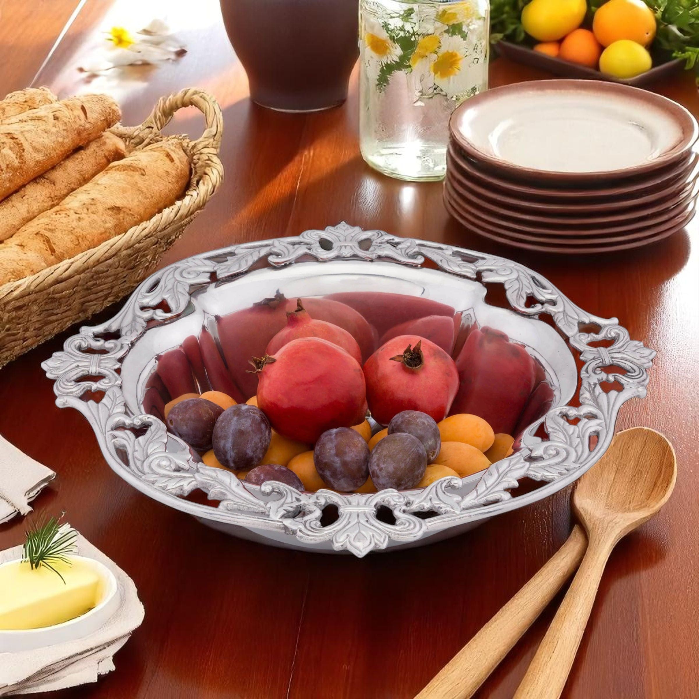 Acanthus Serving Bowl