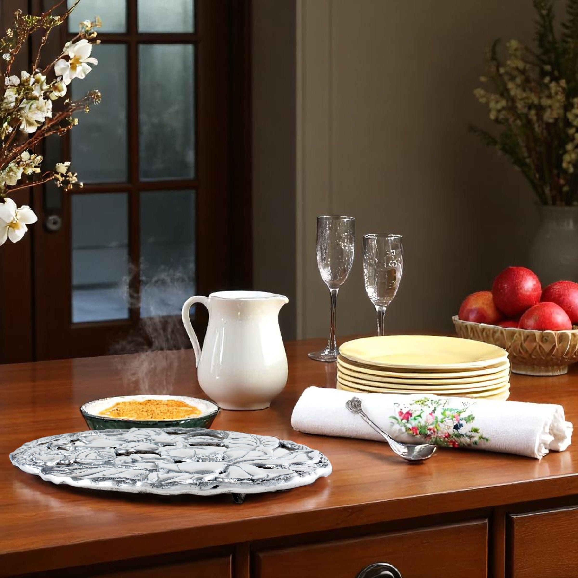 Magnolia Trivet