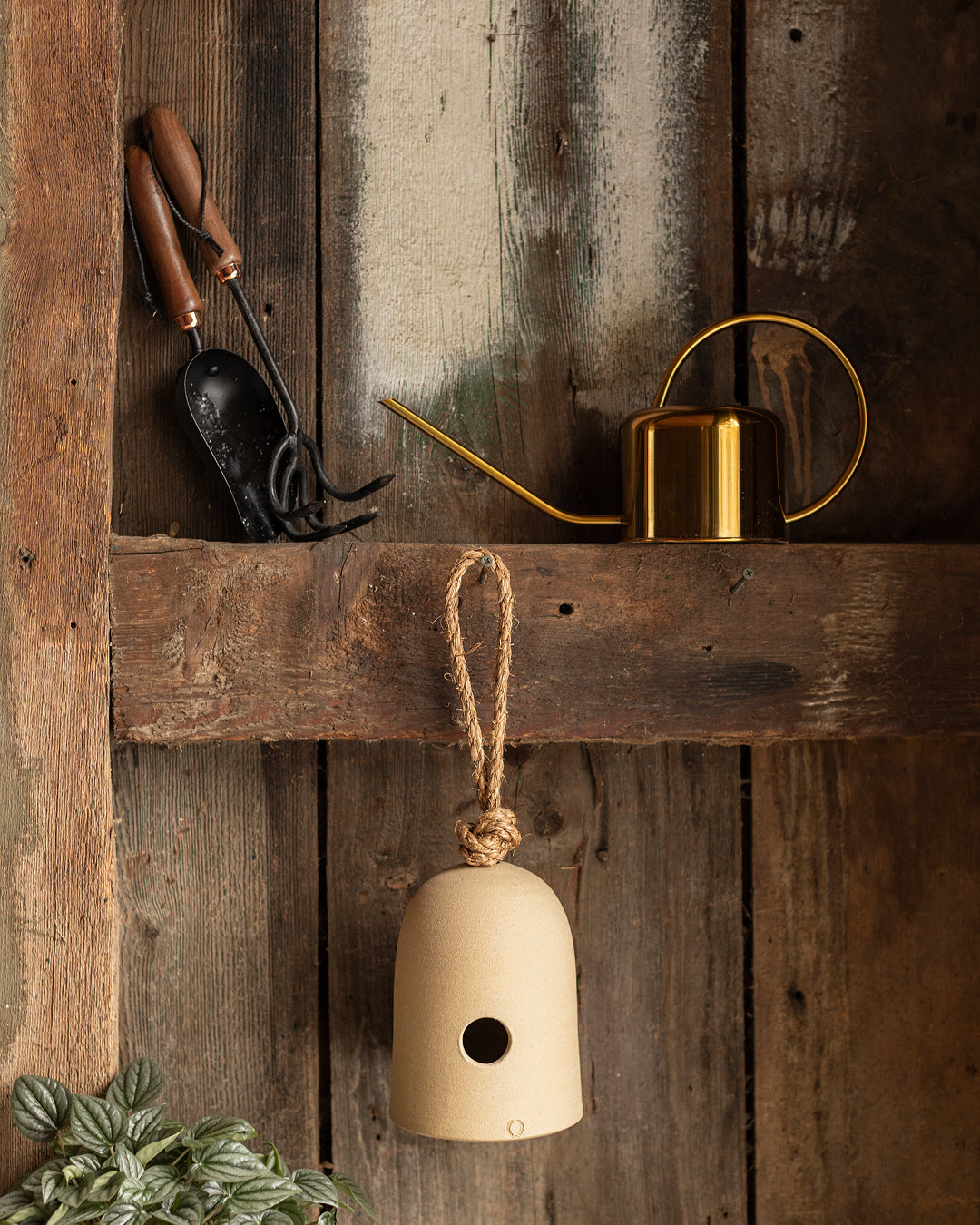 Fieldstone Hanging Bird Shelter