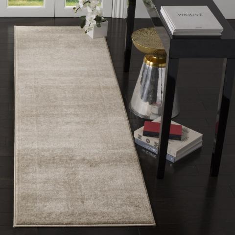 Carnegie Polypropylene Rug in Light Beige and Cream