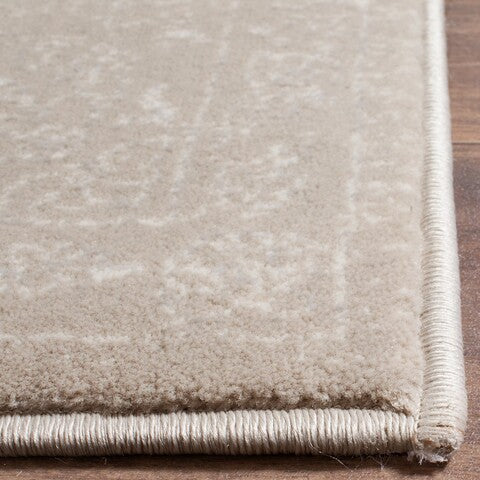 Carnegie Polypropylene Rug in Light Beige and Cream