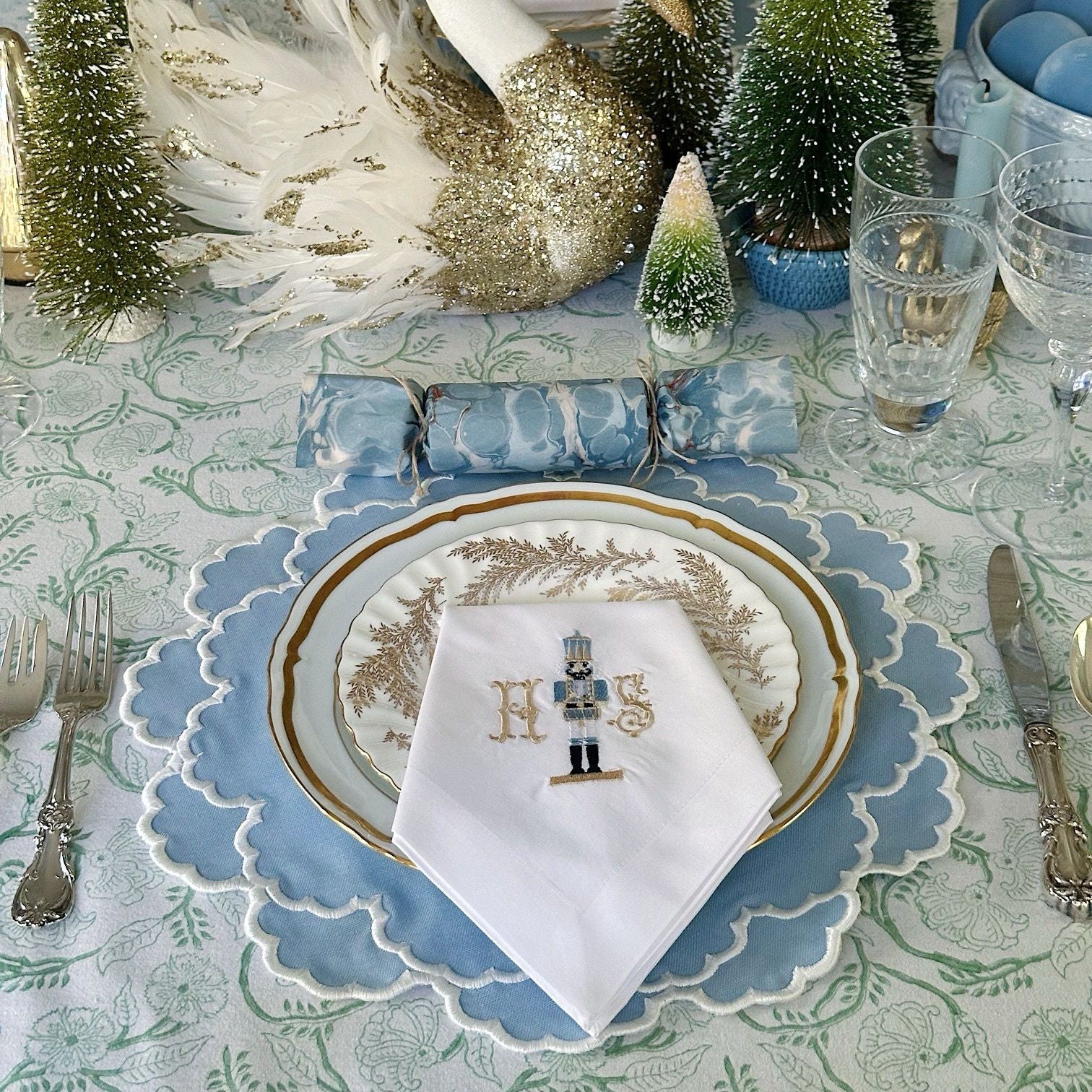 CRESSIDA SCALLOPED BLUE FABRIC PLACEMAT