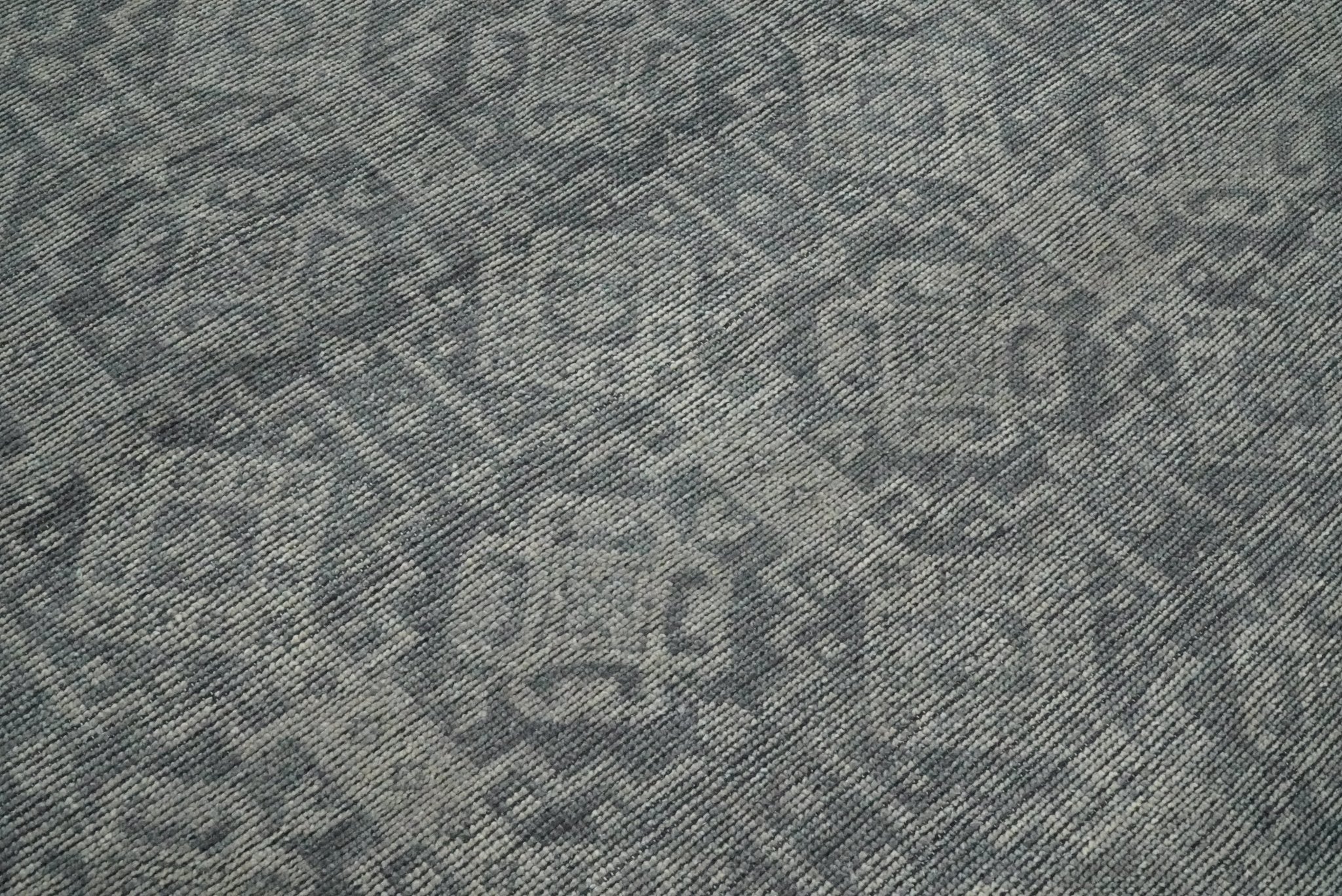Custom Made Antique Finish Hand knotted Silver and Charcoal Wool Area Rug, Kids, Living Room and Bedroom Rug - The Rug Decor