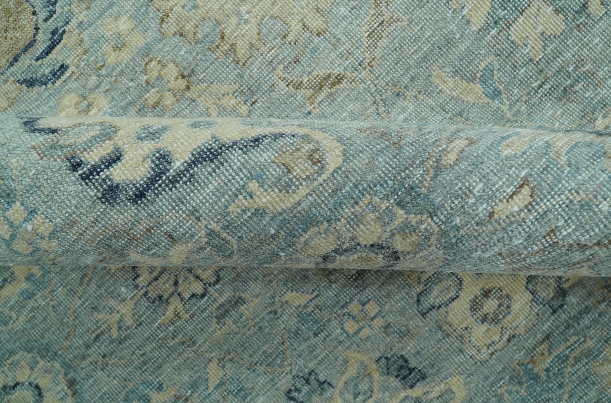 Distressed traditional And Beige Hand Knotted 10x14 Wool Area Rug