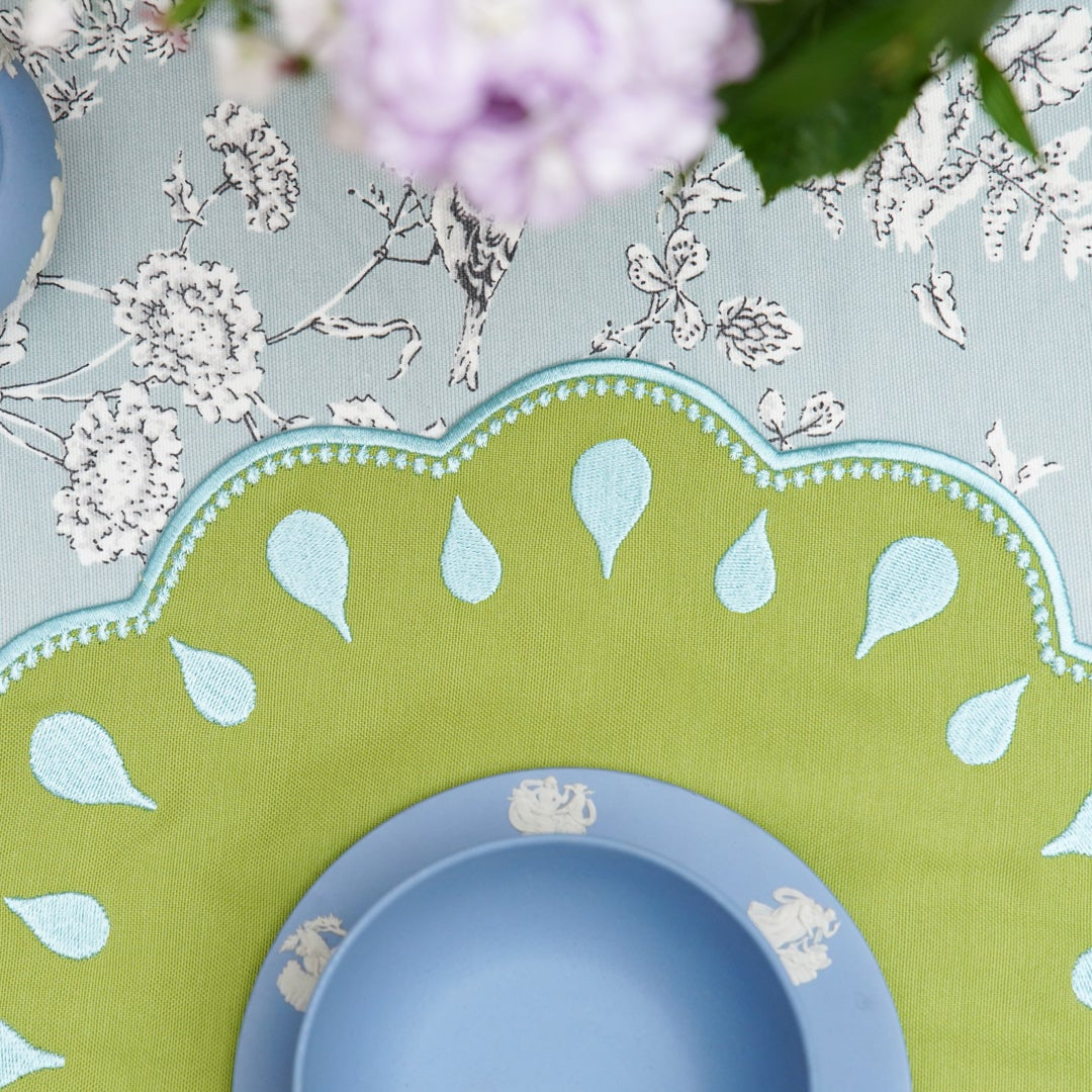 DROPLET GREEN ROUND  FABRIC PLACEMAT