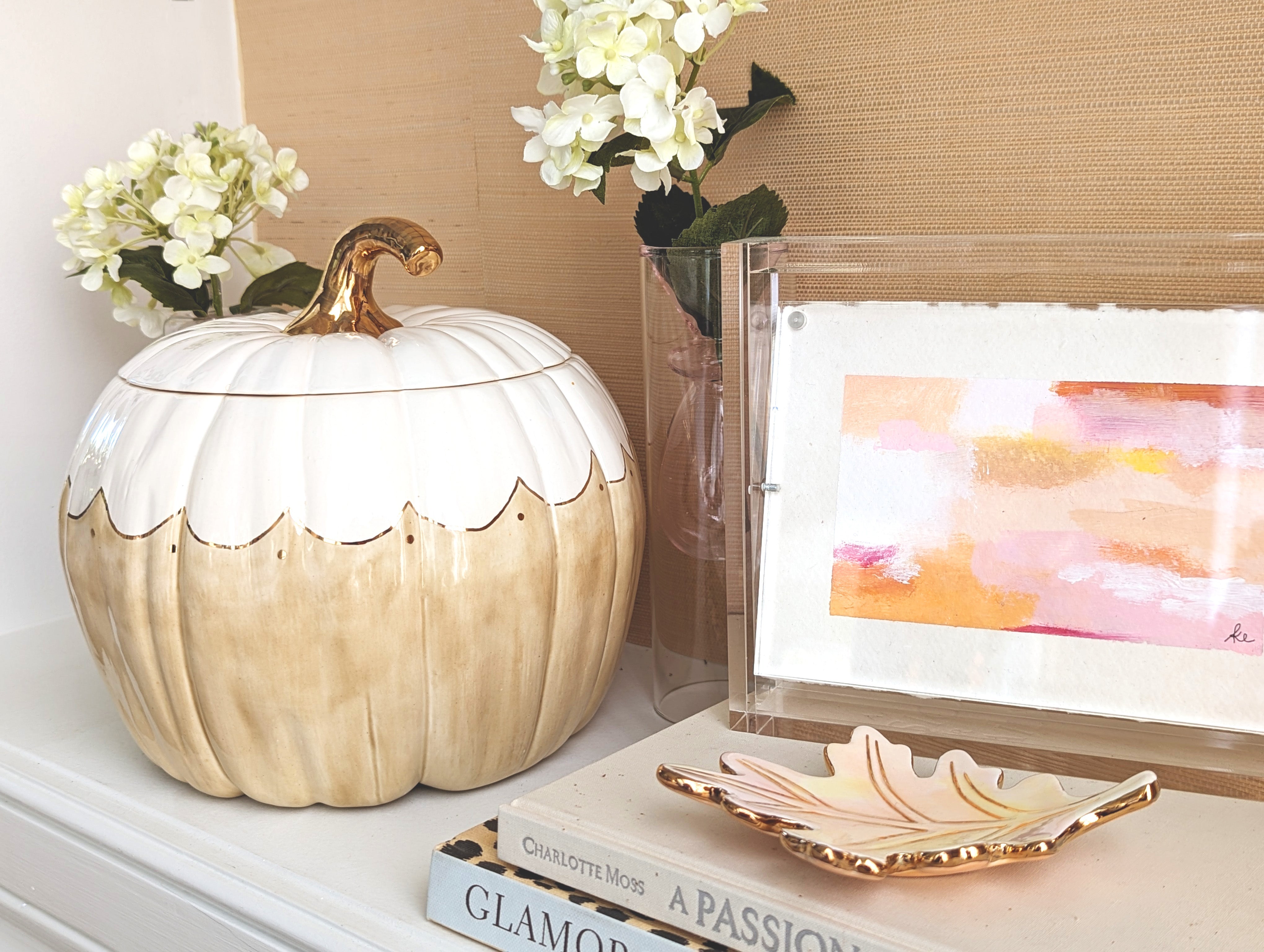 Scalloped Pumpkin Jar in Tan with 22K Gold Accents