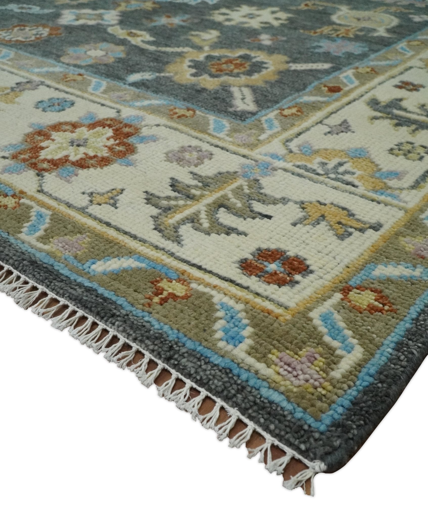 Hand Knotted 6x9, 8x10, 9x12, 10x14 and 12x15 Grayl and Ivory Traditional Persian Oushak Wool Rug | TRDCP825 - The Rug Decor