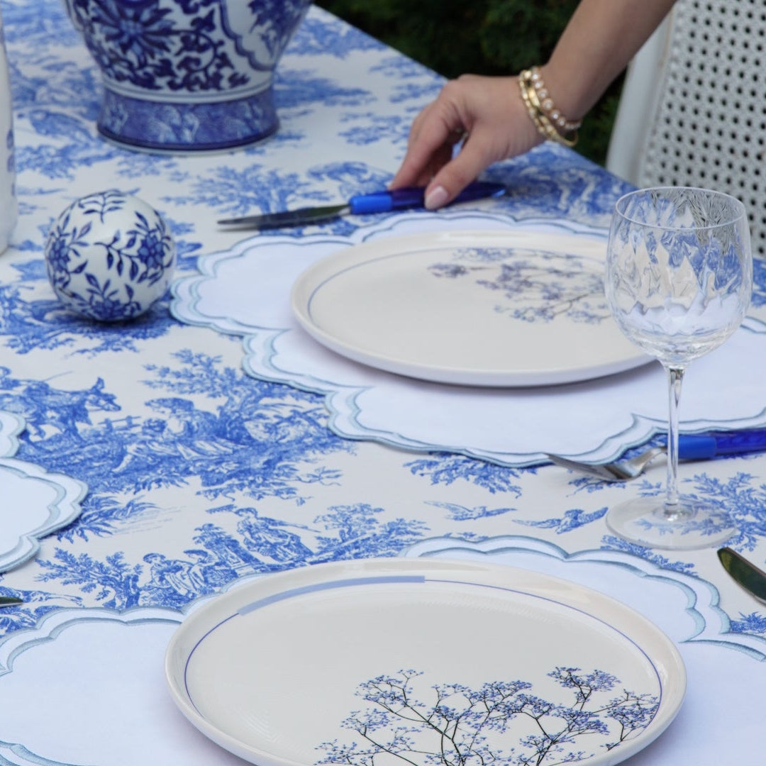 AQUELLE WHITE RECTANGLE FABRIC PLACEMAT