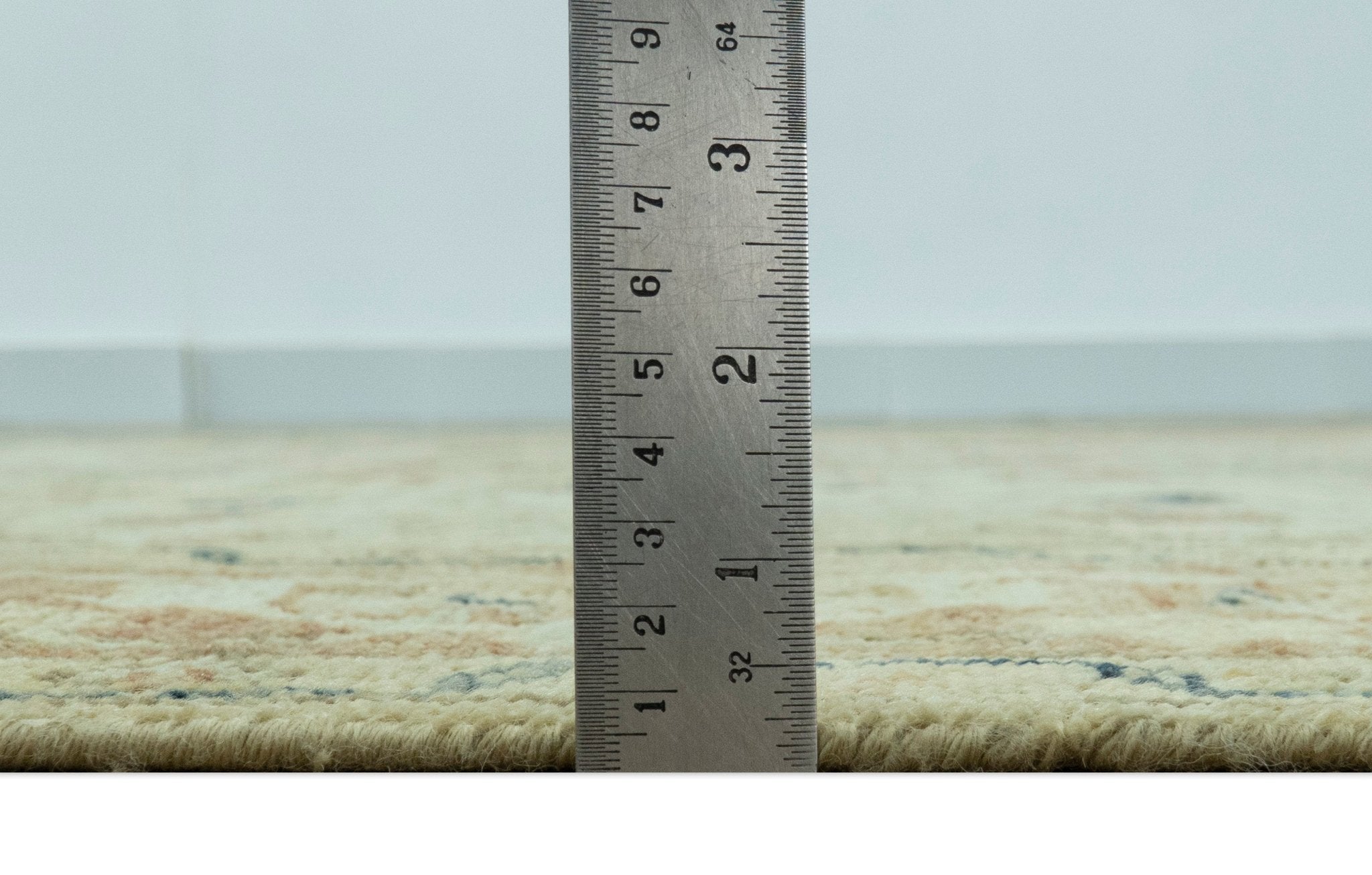 Heriz Traditional Design Beige And Blue 5.6x8 Hand Knotted Wool Area Rug