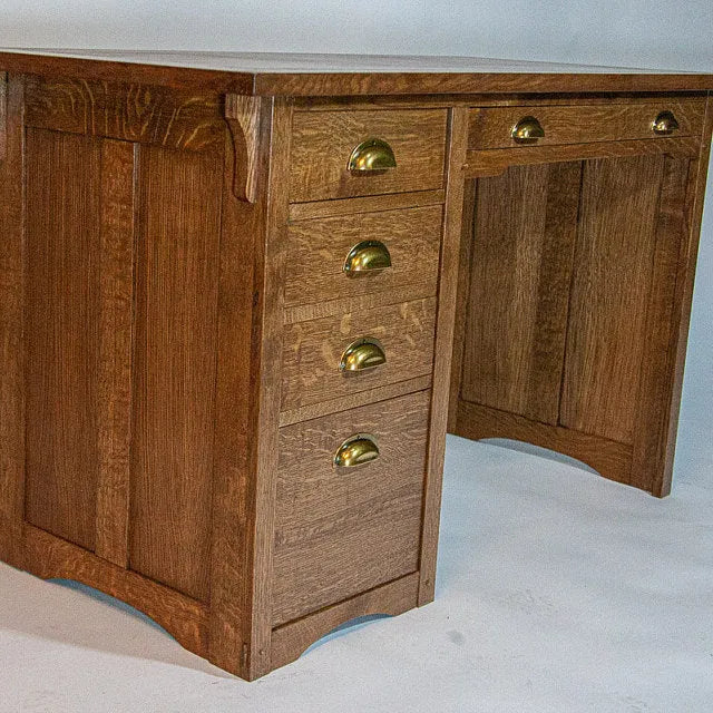 Cup Drawer Pulls "Amalfi" in Antique Brass