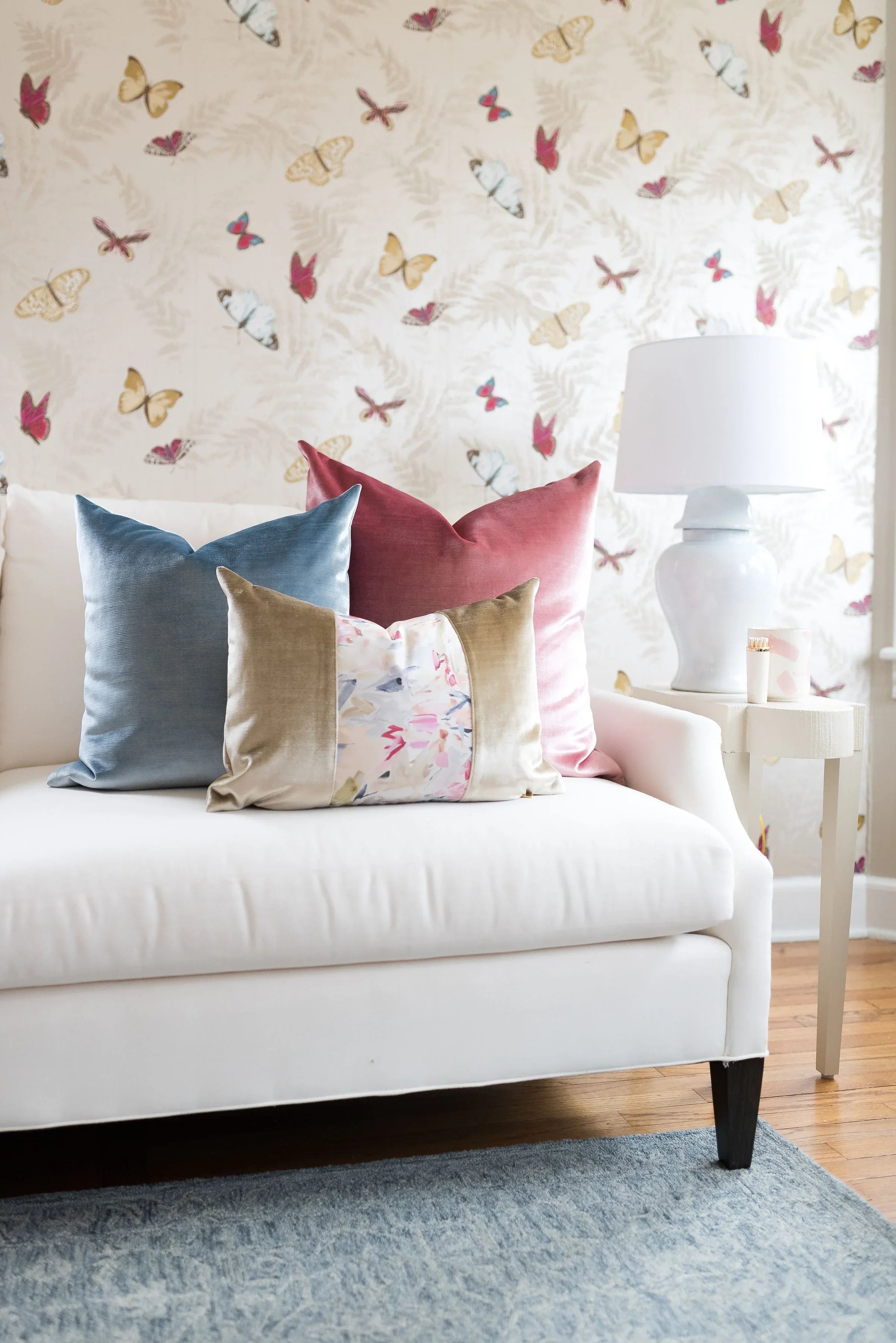 Hydrangea Light Blue Ginger Jar Lamp - The Mayfair Hall