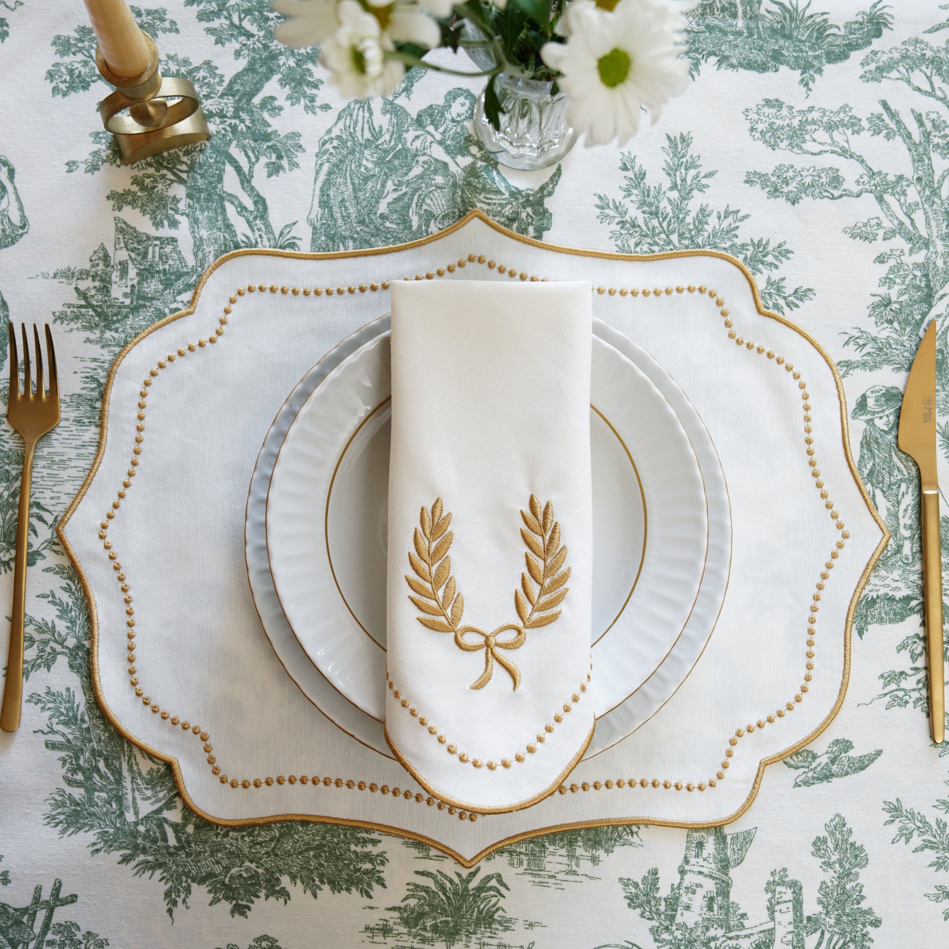LUNA IVORY GOLD TRIM FABRIC PLACEMAT NAPKIN SET