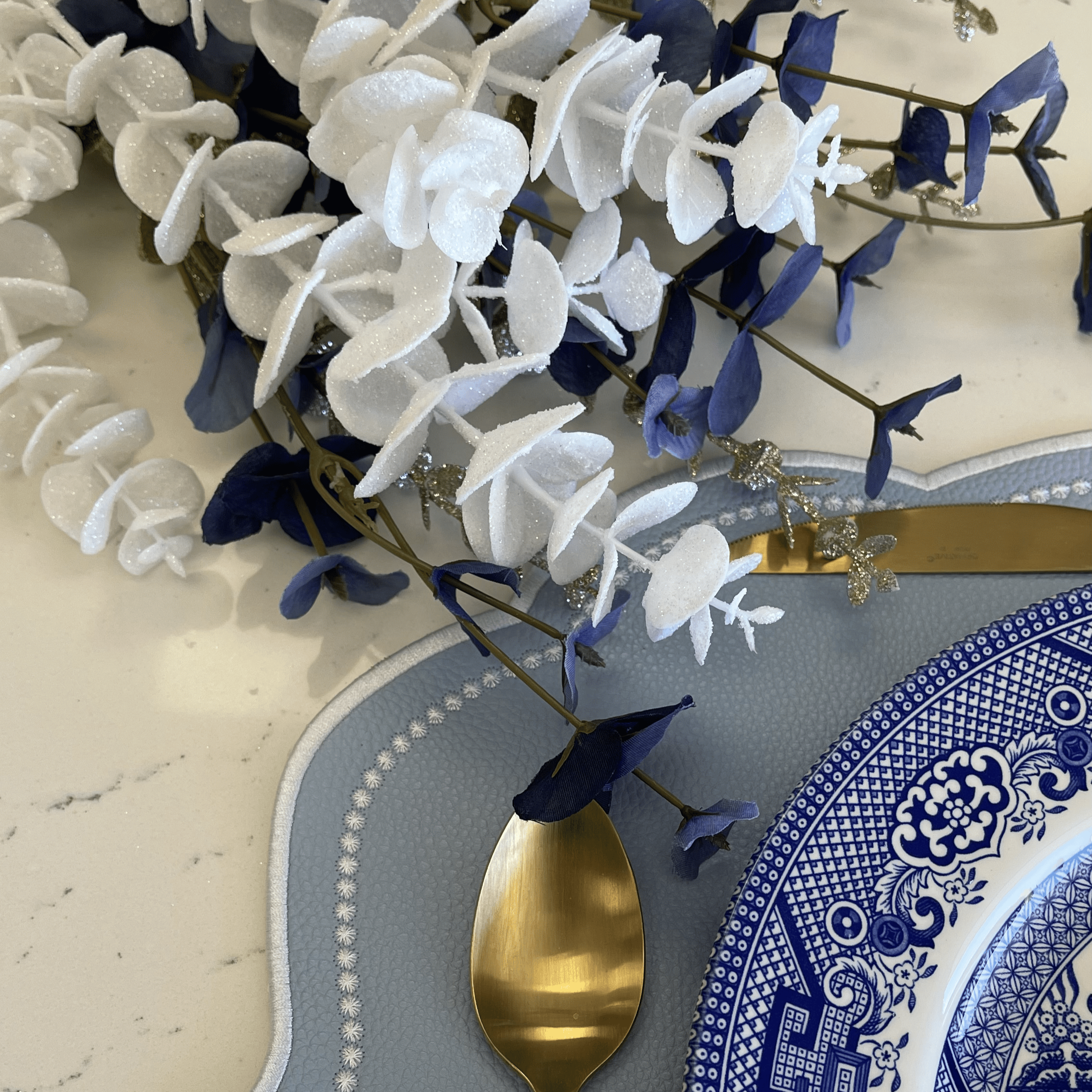 VELOUR LIGHT BLUE RECTANGLE FAUX LEATHER PLACEMAT