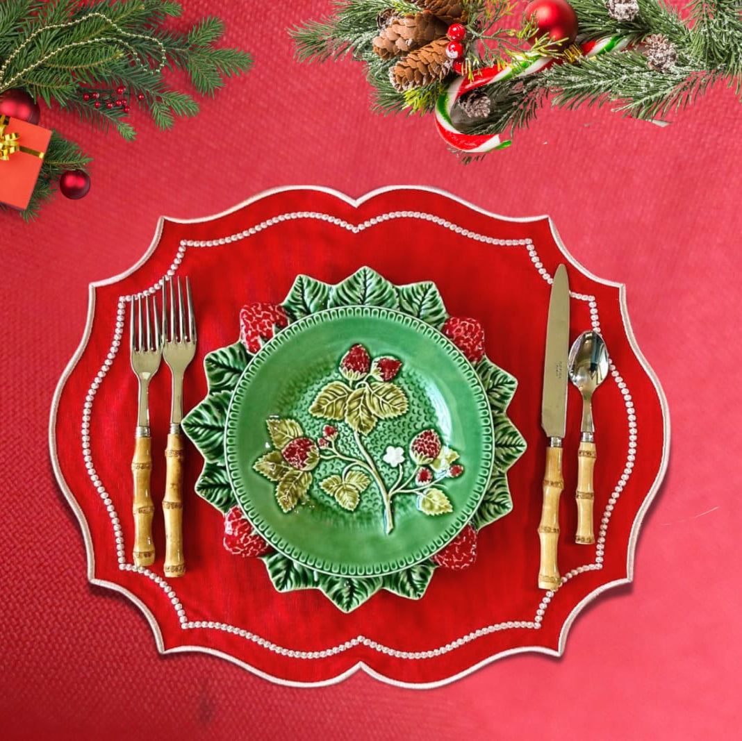 CRIMSON RED OVAL FABRIC PLACEMAT (Set Of 4)