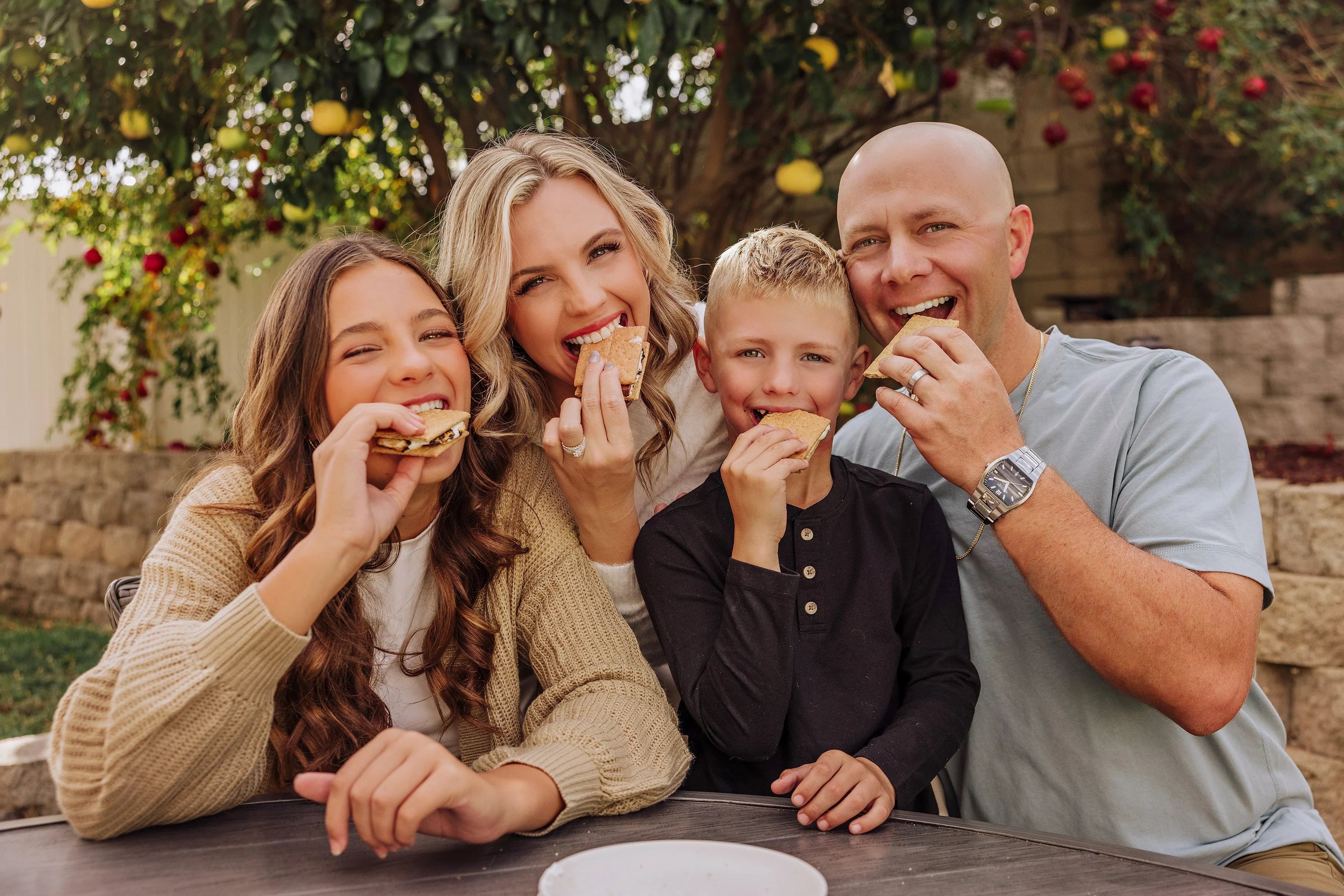Dolce S'mores Kit with Tabletop Fire Pit