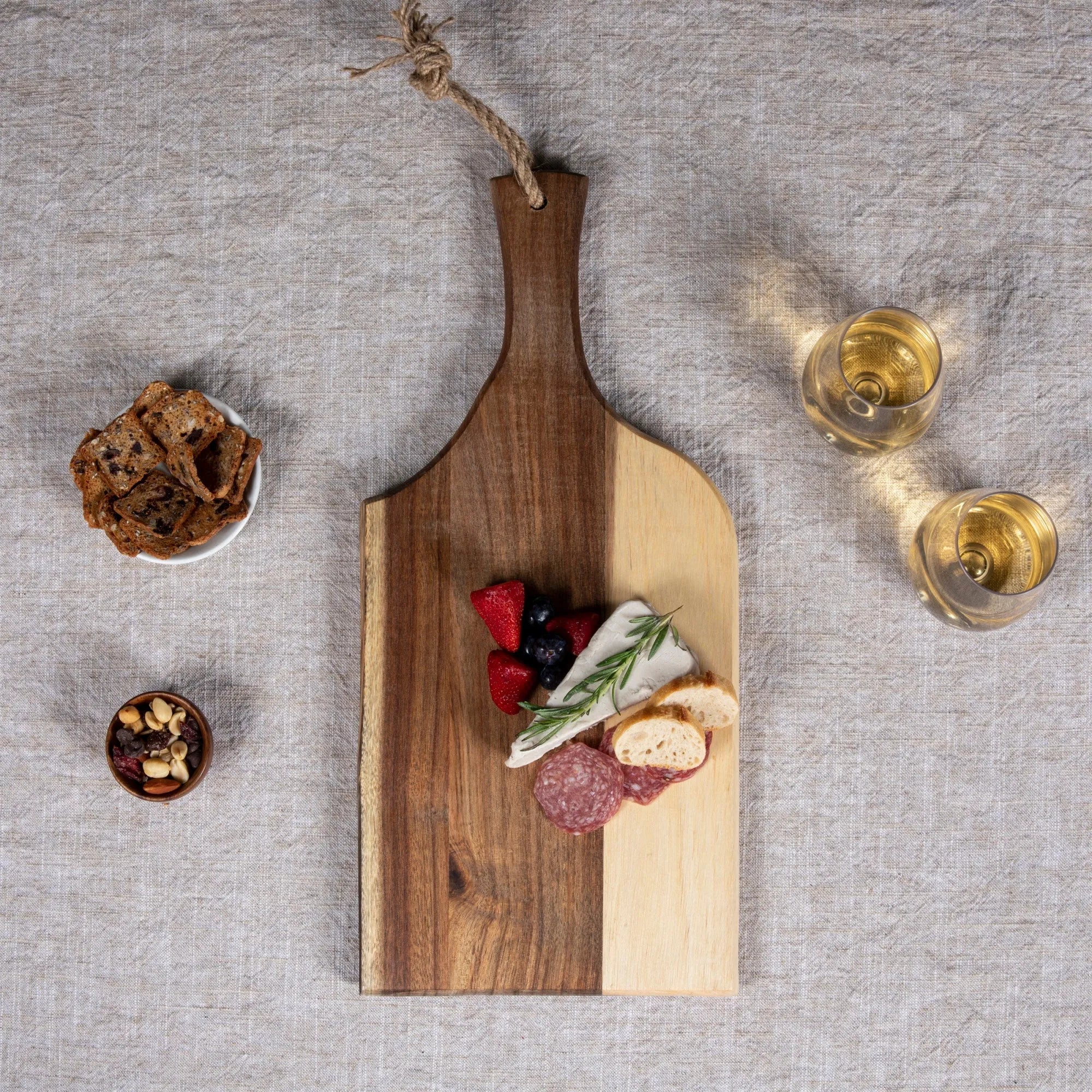 Artisan 18" Acacia Charcuterie Board - The Mayfair Hall