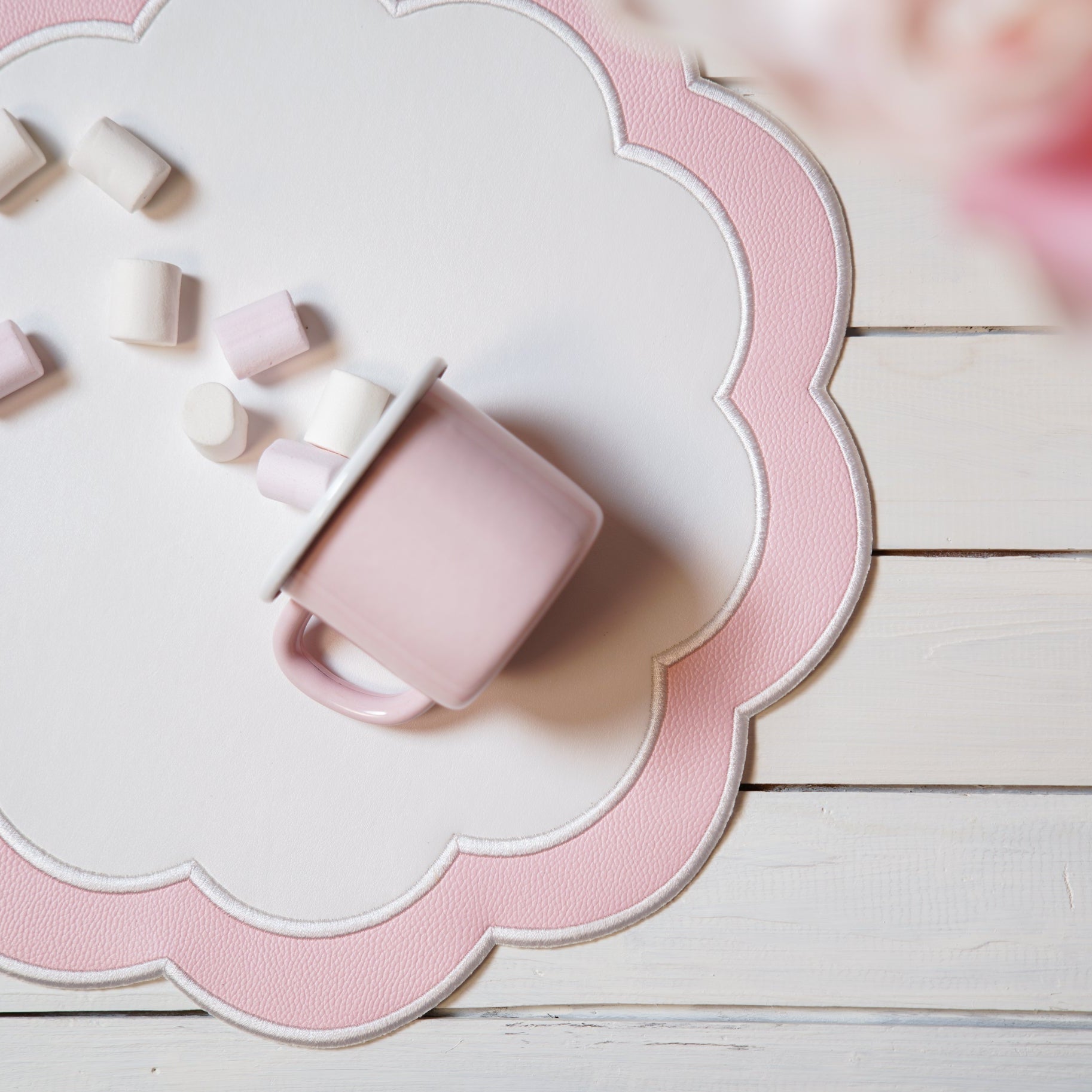 SERENITY WHITE PINK SCALLOPED FAUX LEATHER PLACEMAT