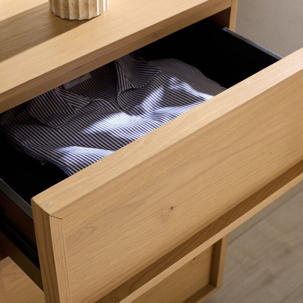 Zeus 9 Drawer Dresser in Natural