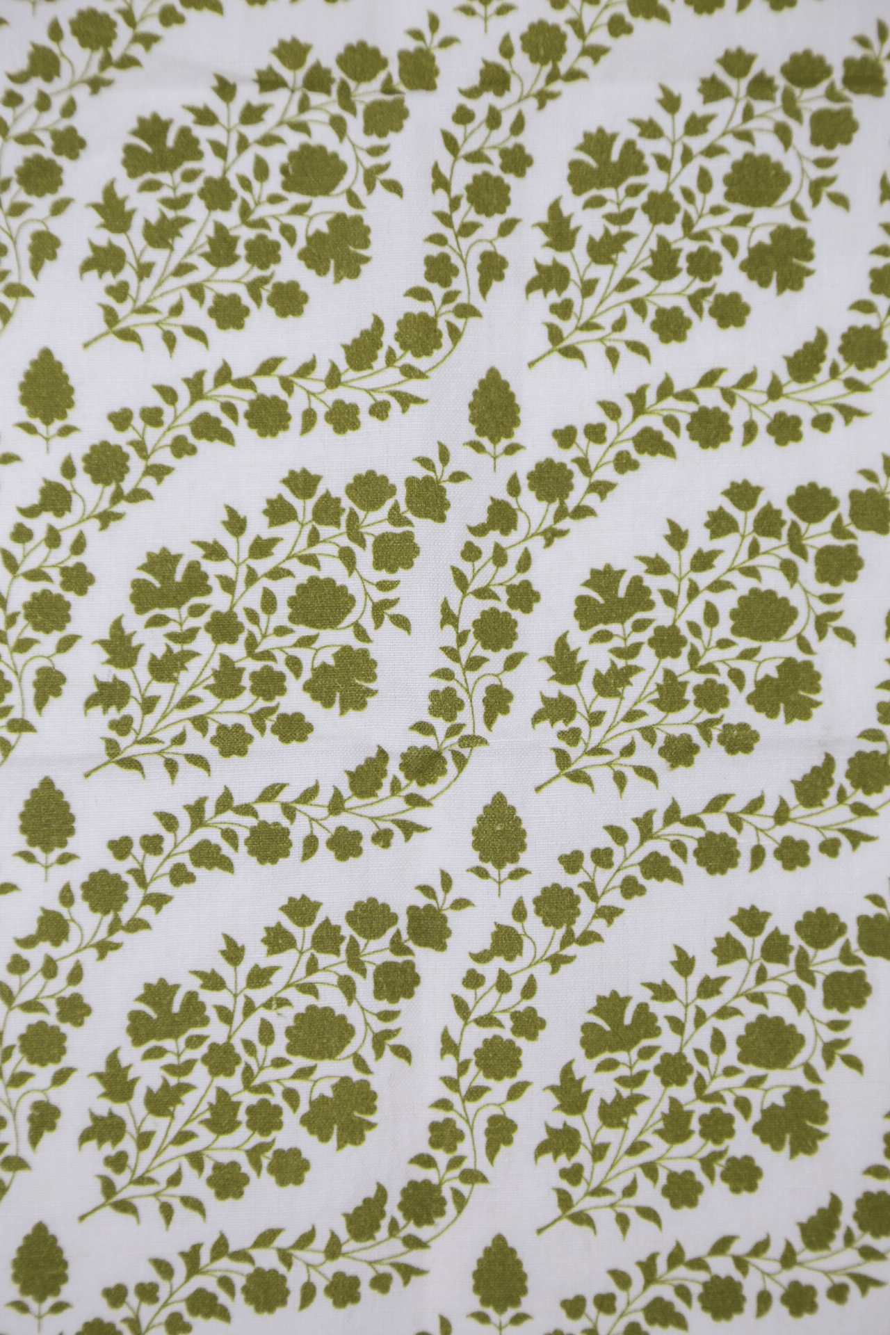 Wisteria Linen Tablecloth