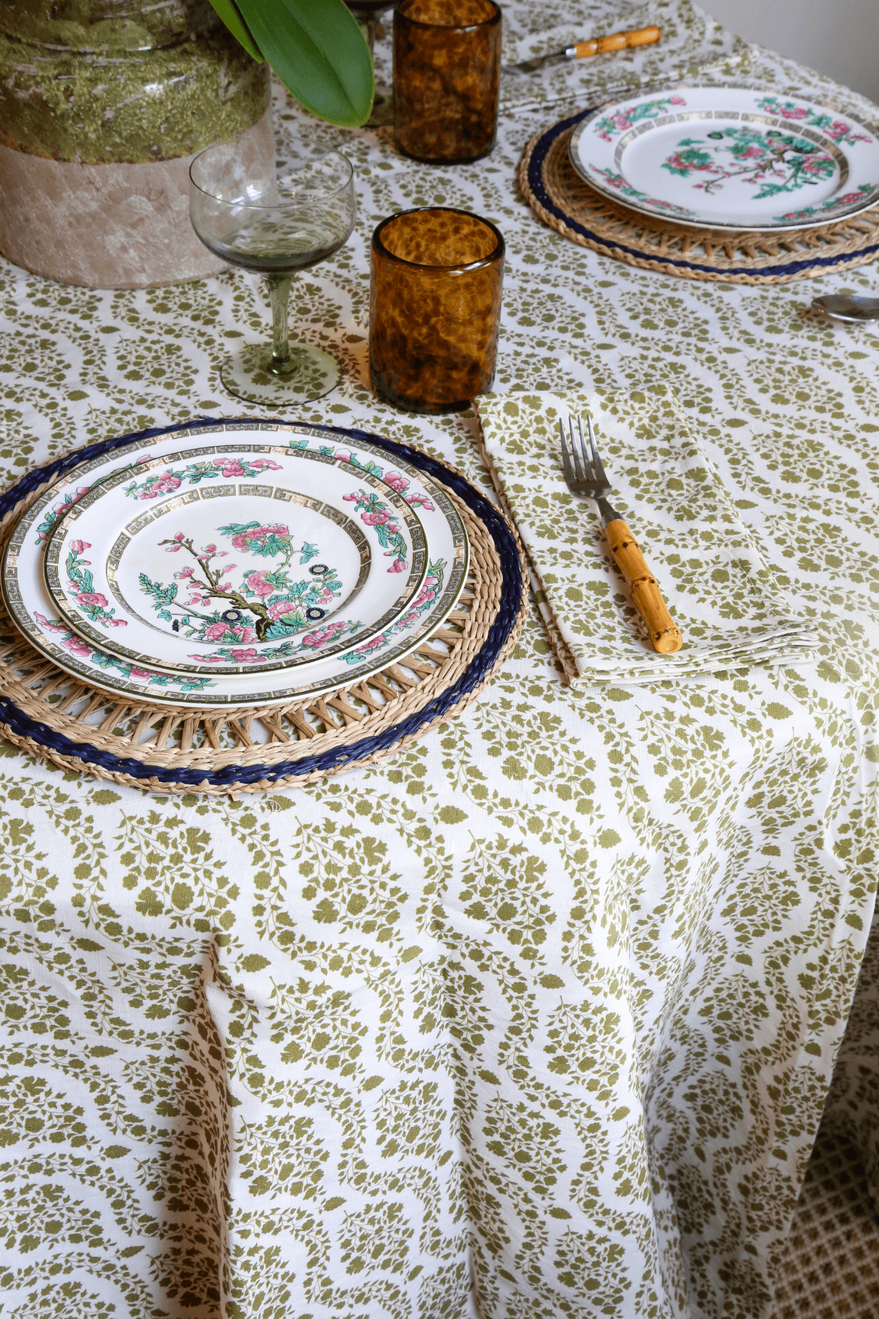Wisteria Linen Tablecloth