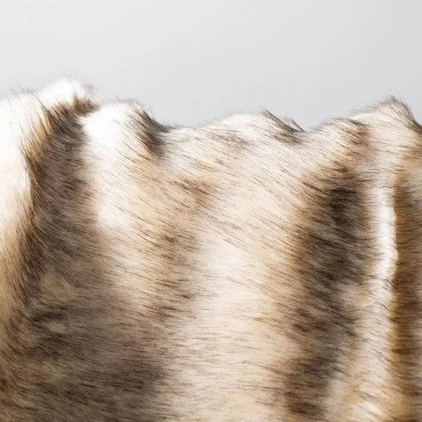 Safavieh Coco Taupe Tips Throw
