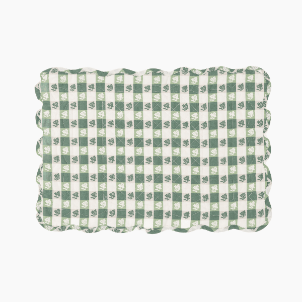Virginia Scalloped Rectangle Placemat