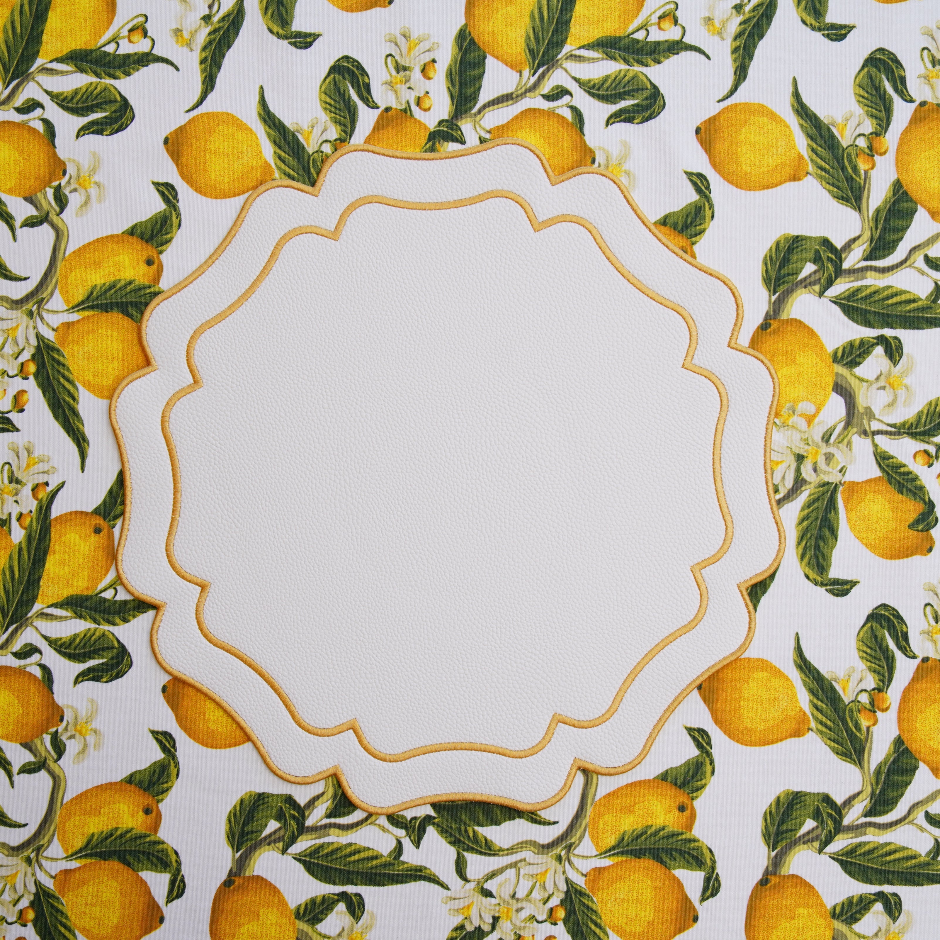 VISTA IVORY WAVY FAUX LEATHER PLACEMAT