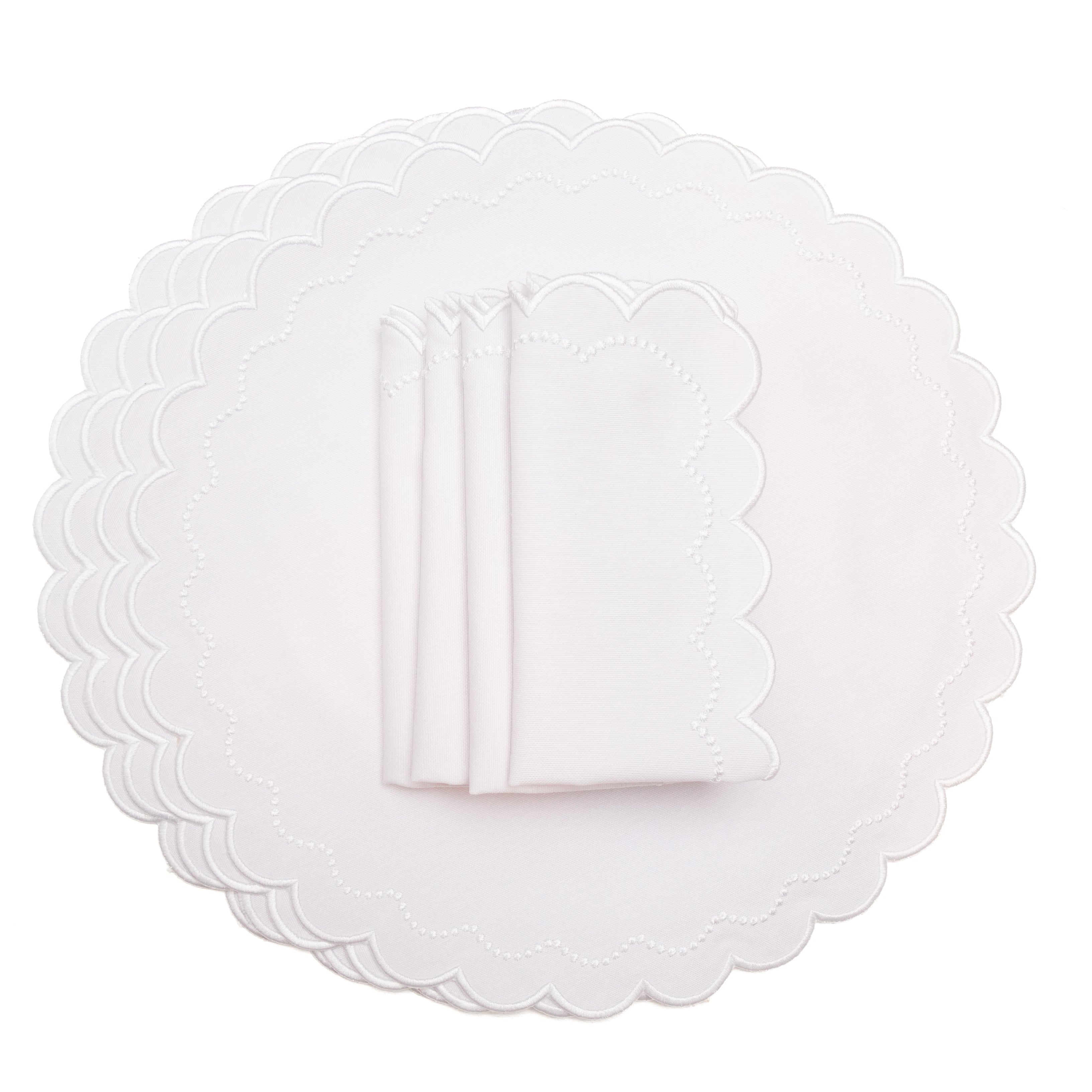LILY WHITE ROUND FABRIC PLACEMAT & NAPKIN SET
