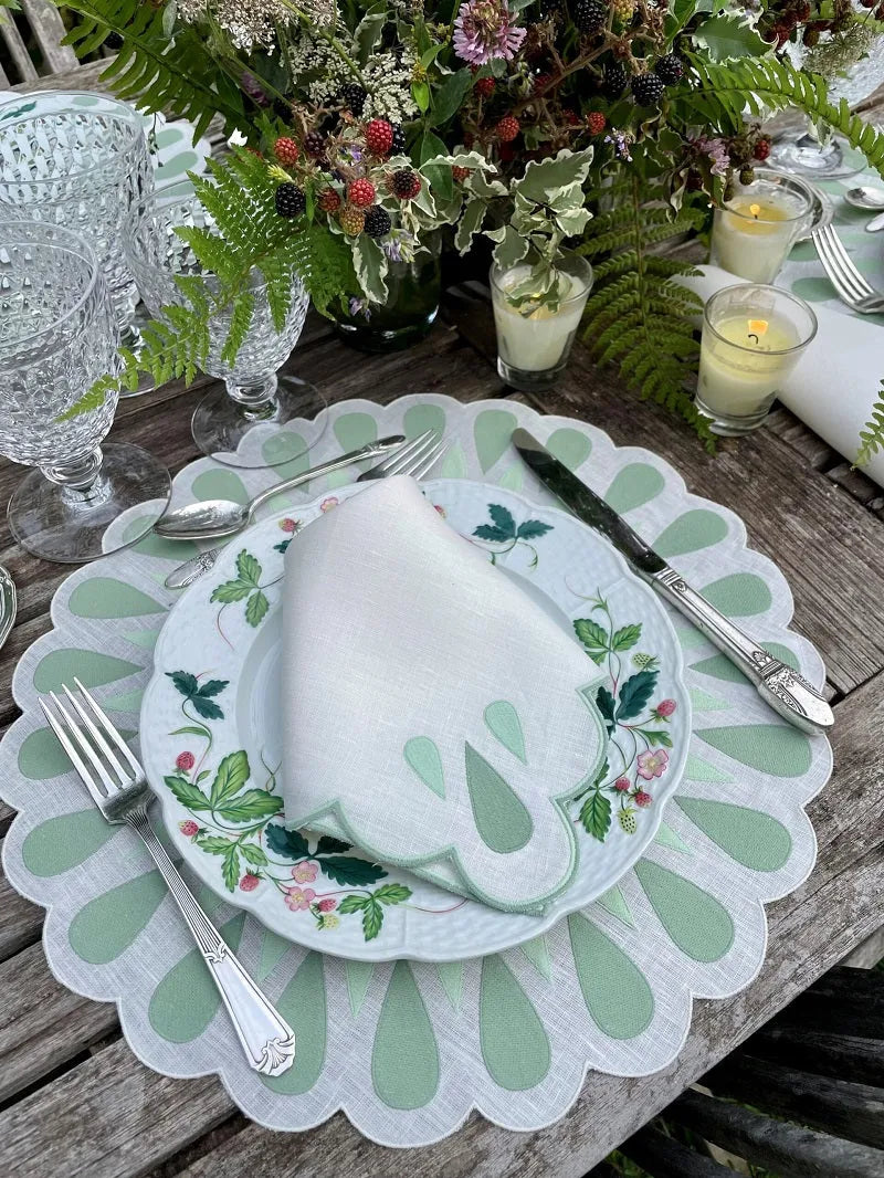 Los Encajeros Drops Reseda Napkins (Set of 4) - The Mayfair Hall
